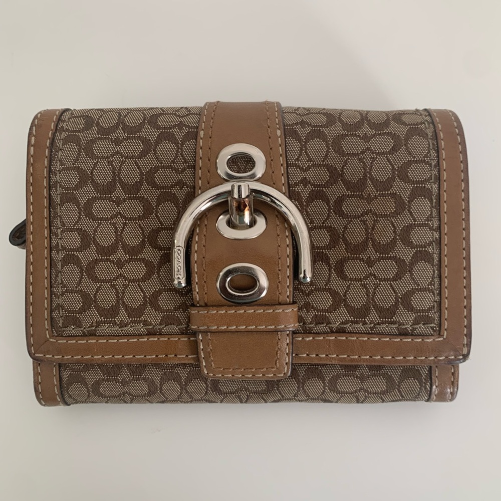 EUC Coach Wallet